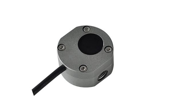 EFH01系列容積式流量計(jì)，精度&plusmn;1%，量程0.16-7.5L/min（10~450L/H），輸出脈沖信號(hào)